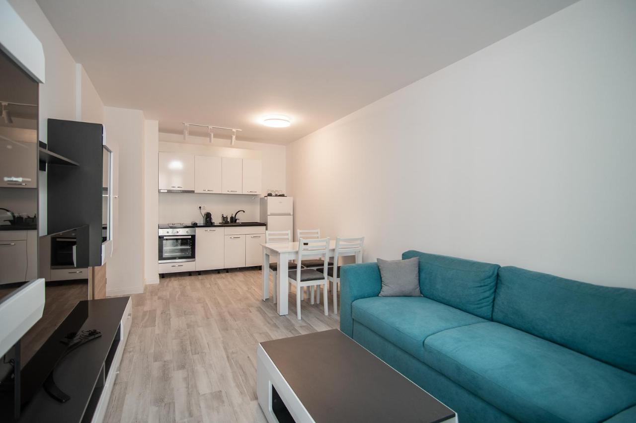 Sea Flats With Parking And Pool In Azur Residence Saints Constantine and Helena Luaran gambar