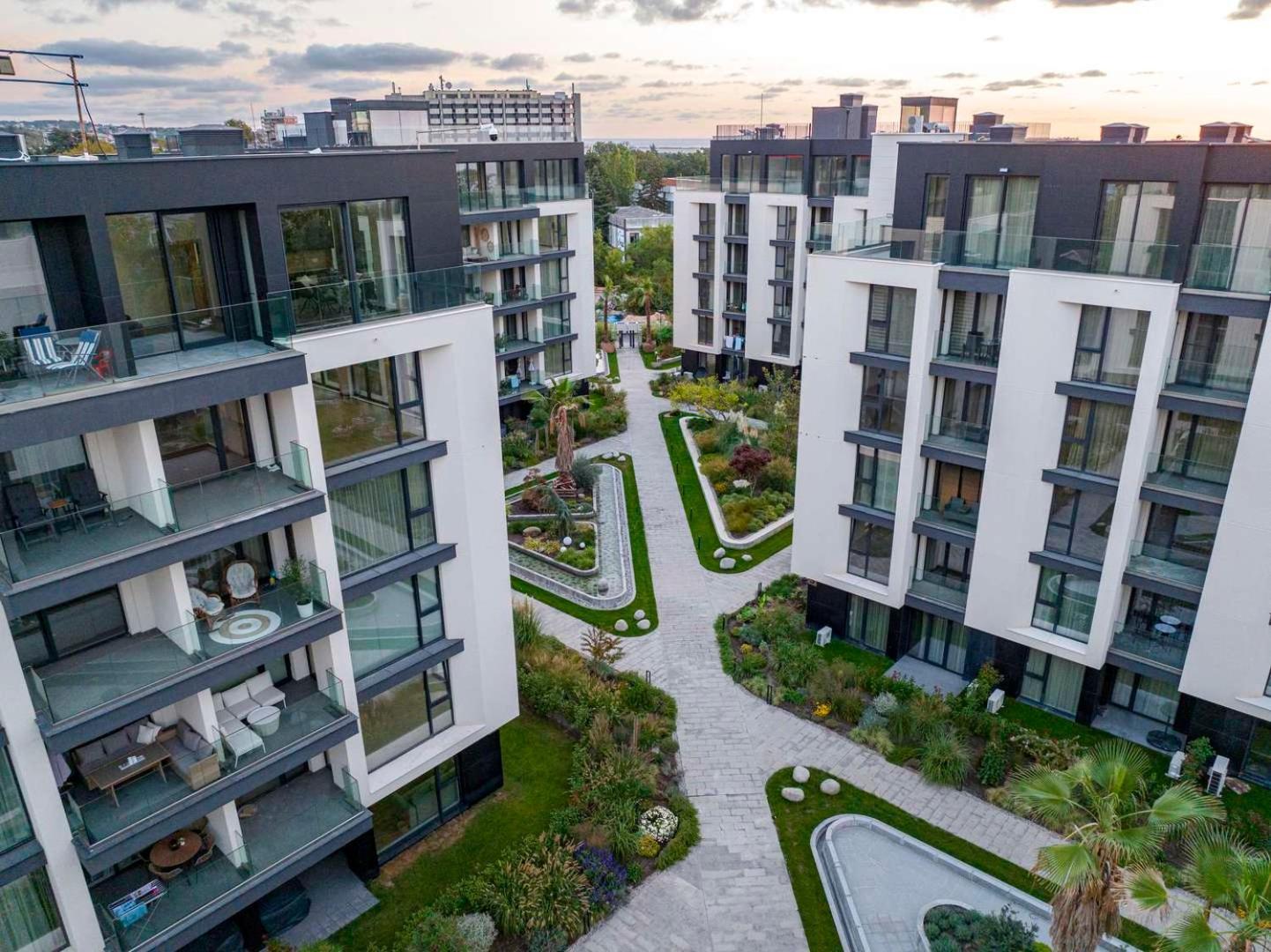 Sea Flats With Parking And Pool In Azur Residence Saints Constantine and Helena Luaran gambar